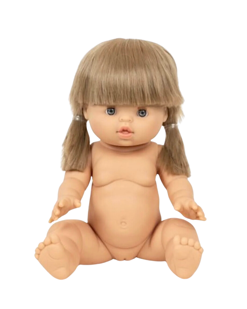 Minikane Yze Doll